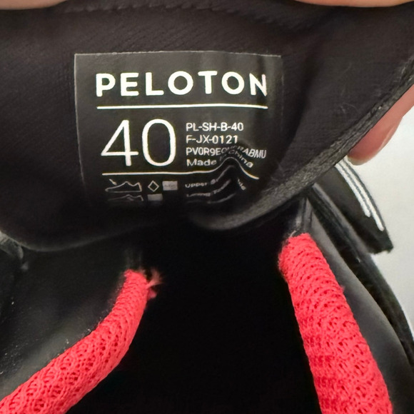 Peloton Cycling Shoes with Cleats Black EUC 40 (US Women 9 / Men 7) - Picture 9 of 12